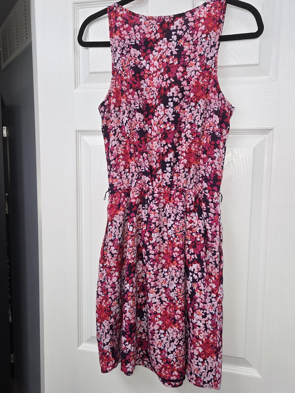 EXPRESS Floral Ruffle Neck Dress Pink Purple Elastic Waist Pockets Medium - Picture 2 of 8
